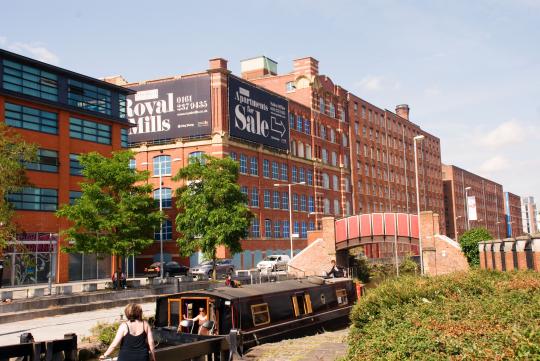 Redhill Street and canal