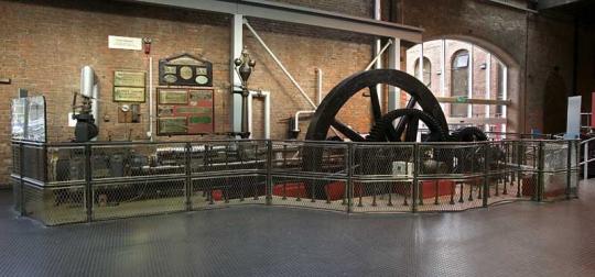Horizontal condensing engine, made by Earnshaw & Holt, Rochdale, 1864